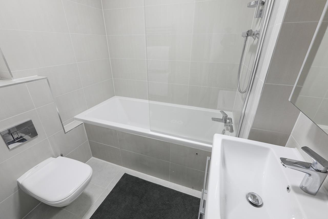 Luxury In Apartment London